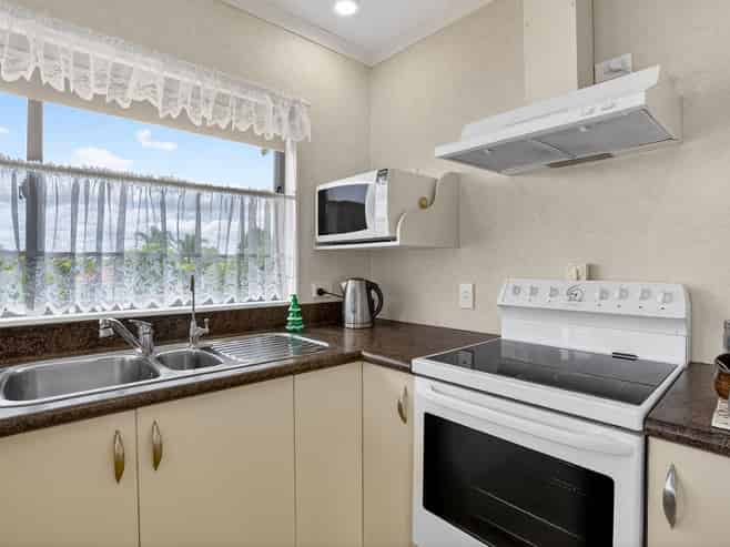 2/169 Wellington Street, Pukekohe