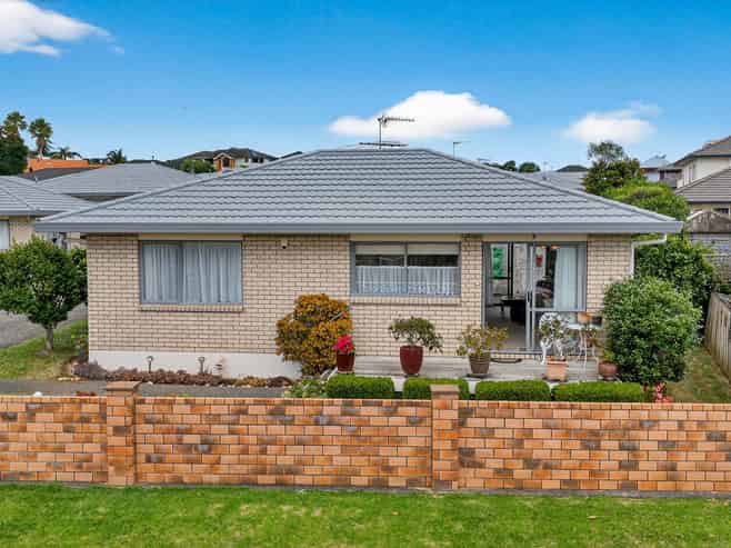 2/169 Wellington Street, Pukekohe