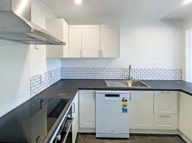 2/110 Britomart Street, Berhampore