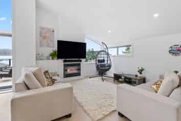 111A Breaker Bay Road, Breaker Bay