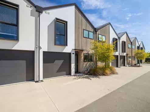 3/9 Edgeware Road, Saint Albans