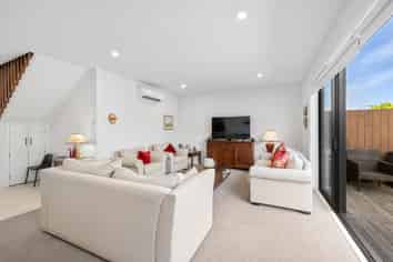 3/9 Edgeware Road, Saint Albans