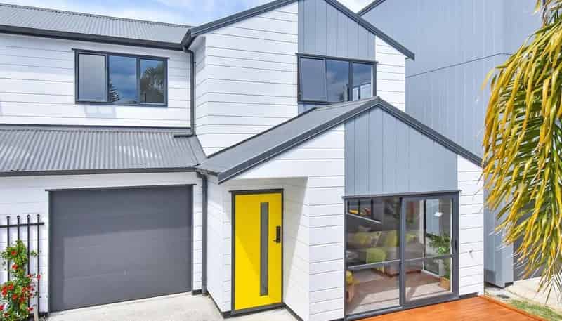 22 Kevale Place, Manurewa