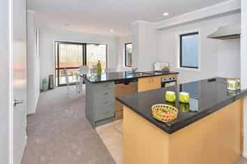 22 Kevale Place, Manurewa