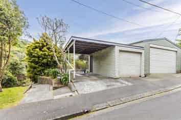 18 Blackbridge Road, Wadestown
