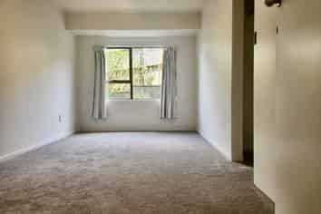 24A Dallas Place, New Windsor