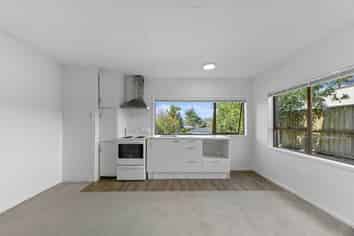 24A Dallas Place, New Windsor