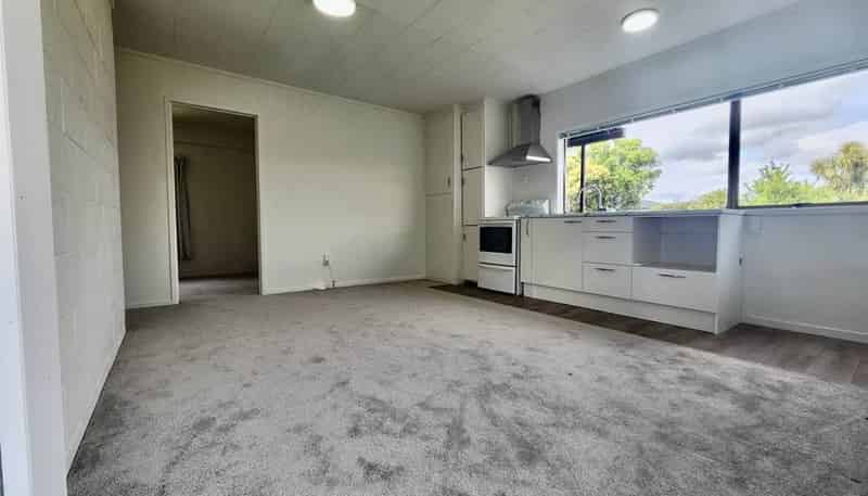 24A Dallas Place, New Windsor