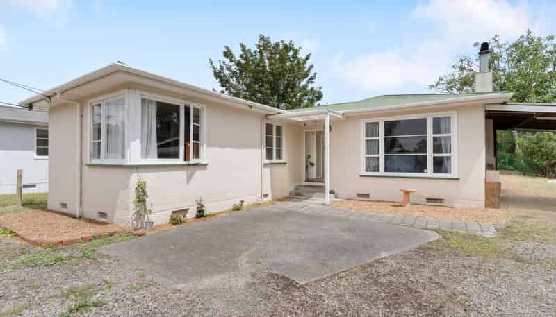 75 Victoria Street, Carterton