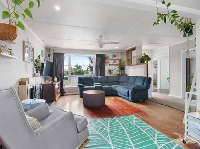 75 Victoria Street, Carterton