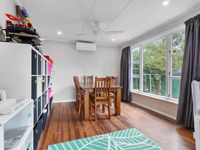 75 Victoria Street, Carterton