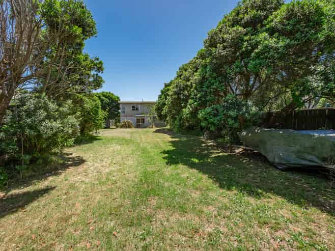 239 Manly Street, Paraparaumu Beach