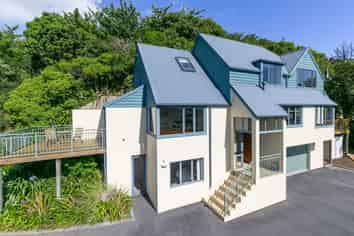 6A Chastudon Place, Tawa