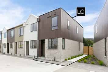 4 William Earp Place, Tawa