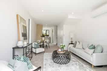 4 William Earp Place, Tawa