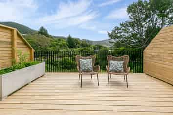 4 William Earp Place, Tawa