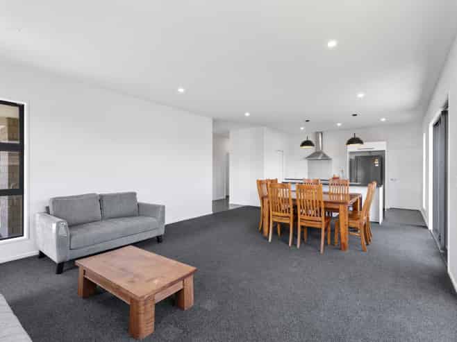 25 Chris Drive, Rolleston