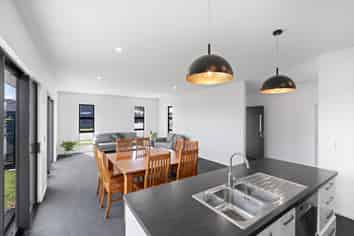 25 Chris Drive, Rolleston