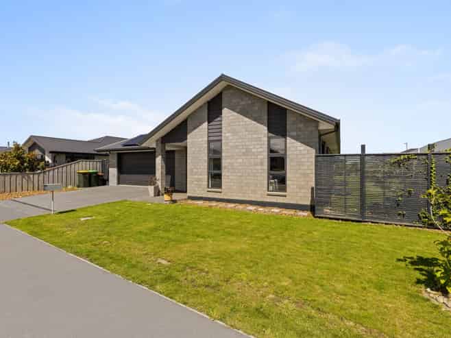 25 Chris Drive, Rolleston