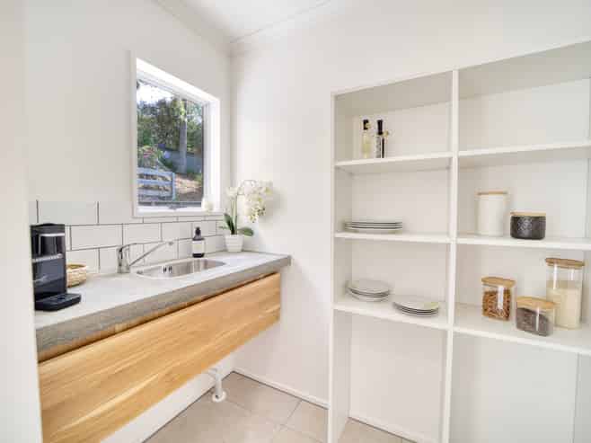 15 Weka Close, Red Beach