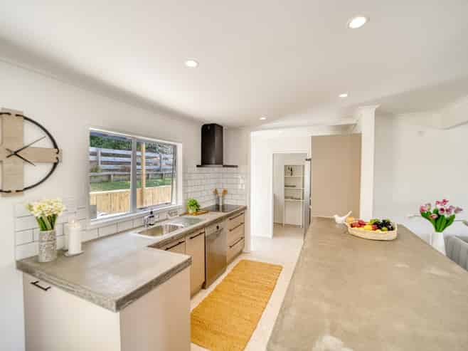 15 Weka Close, Red Beach