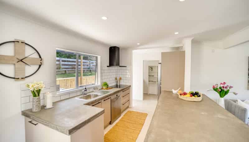 15 Weka Close, Red Beach