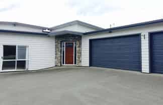 45 Karaka Road , Beachlands