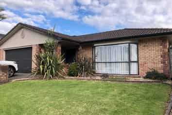 84 Gracechurch Drive , Flat Bush