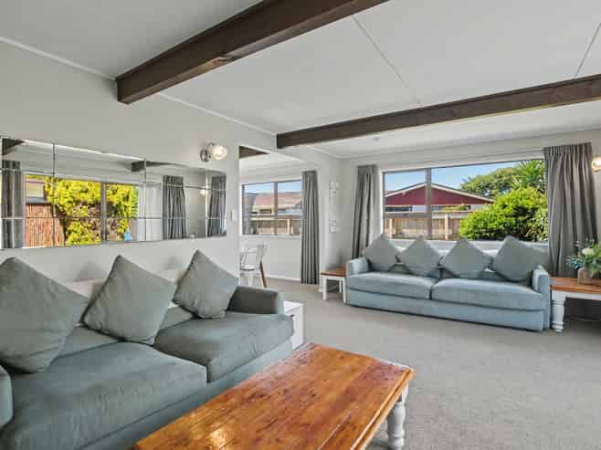 95B Eatwell Avenue, Paraparaumu Beach