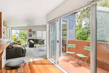 15B Perth Street, Ngaio