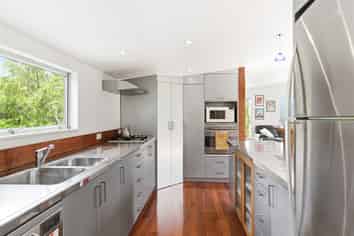 15B Perth Street, Ngaio