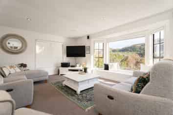 9 Lakewood Avenue, Churton Park