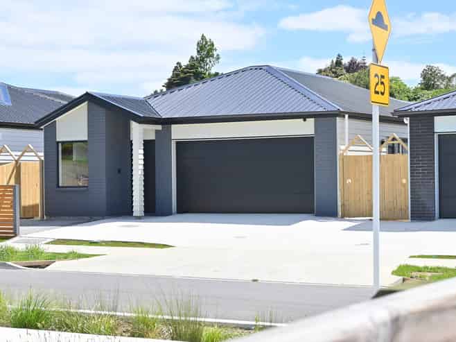 34 Furlough Road, Papakura