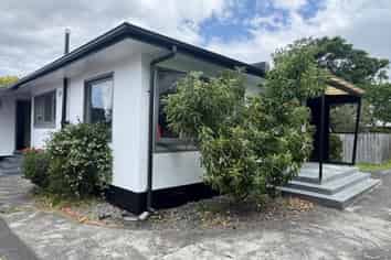 1/1116 Outram Road, Akina