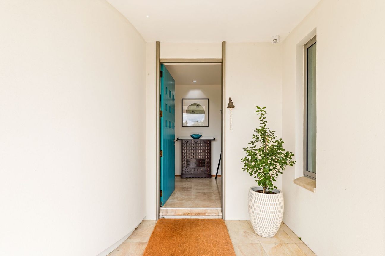 This Price Will Upset The Neighbours – pohled 3