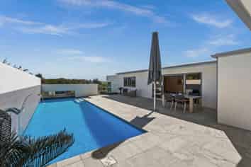 2538 State Highway 50, Roys Hill