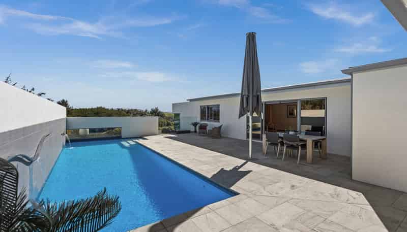 2538 State Highway 50, Roys Hill