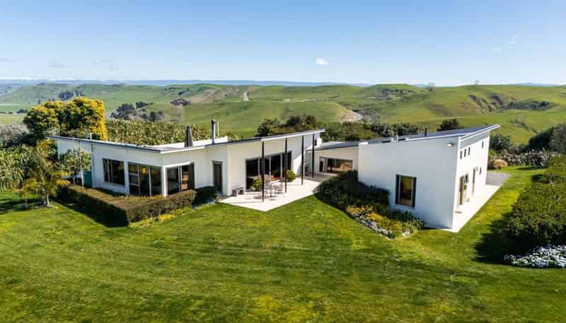 2538 State Highway 50, Roys Hill