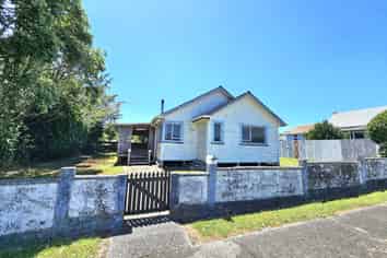 8 Hutchins Street, Waitara