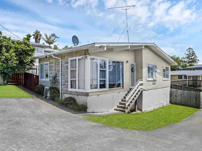 25 Levesque Street, Birkdale