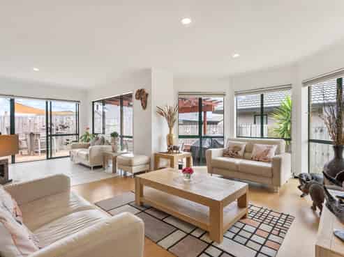 9 Mulroy Place, East Tamaki Heights