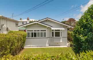 82 Valley Road, Mount Eden