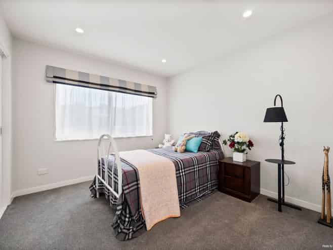 264A  New Windsor Road, New Windsor