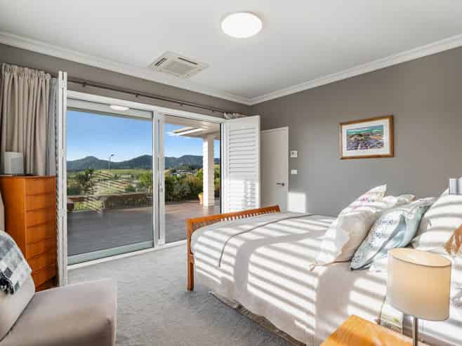 77 Falls Road, Warkworth