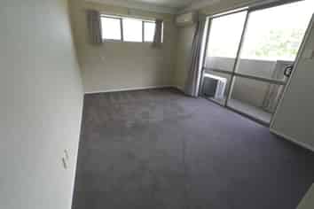 631A Redoubt Road, Flat Bush