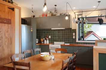 105 Laingholm Drive, Laingholm