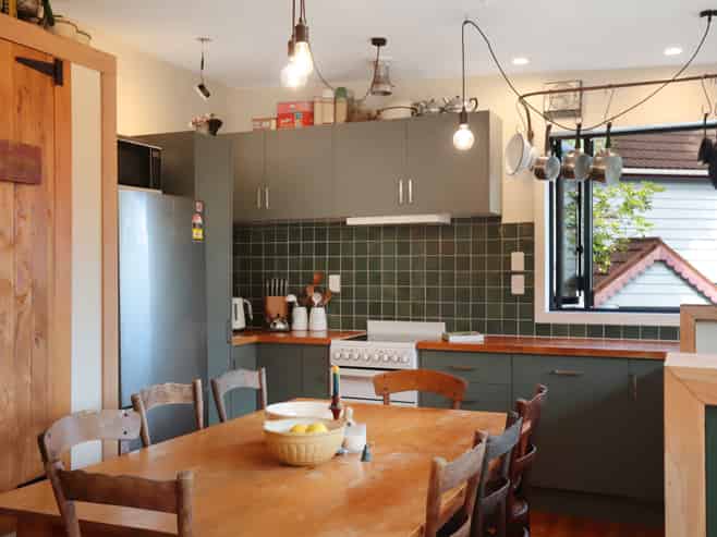 105 Laingholm Drive, Laingholm