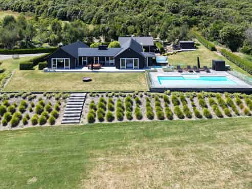 35 Locheagles Rise, Kinloch