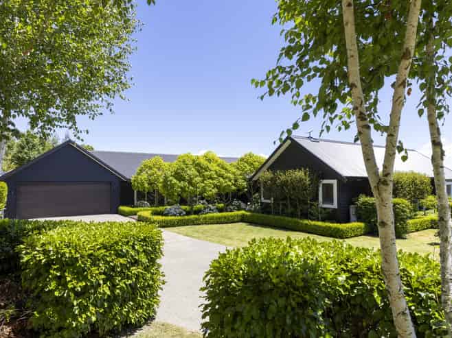 35 Locheagles Rise, Kinloch