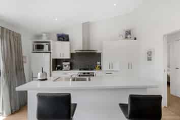 10 Gregory Grove, Clive